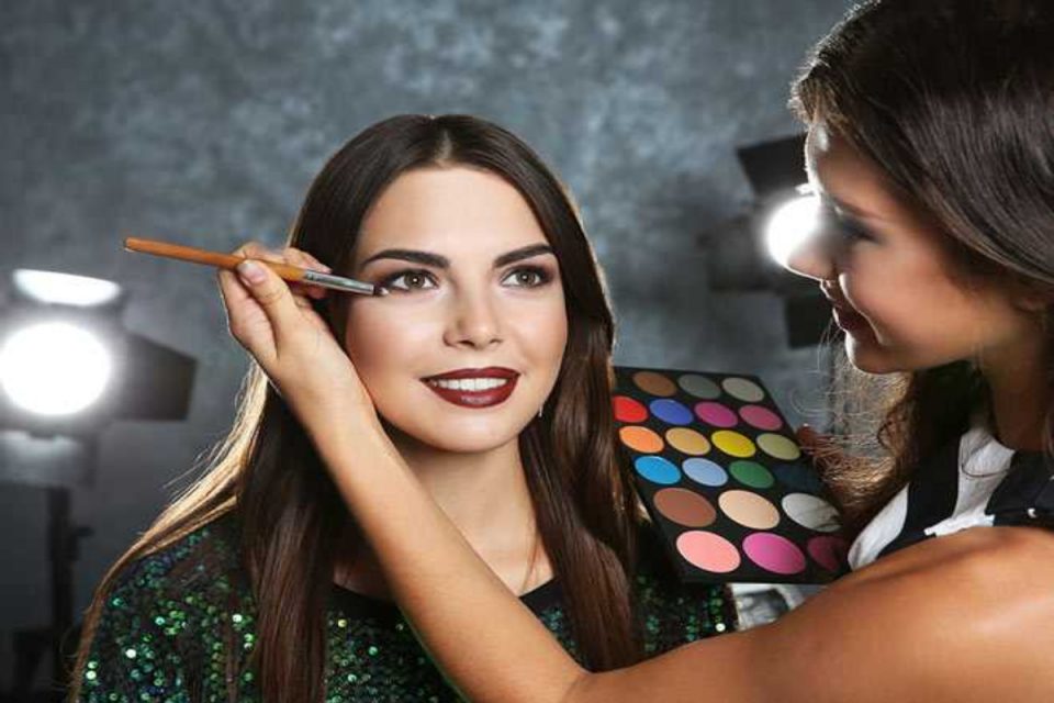 top skills you required to start your career in makeup courses in Delhi