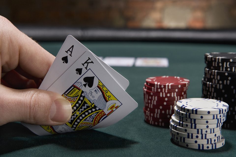 What Makes Blackjack So Popular?